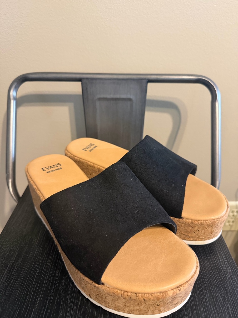 Evans Eleanor Extra Wide Black Cork Wedge Sandals Size 8W